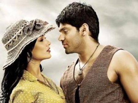 లగాన్ స్పూర్తితో విడుదలకు సిద్దమైన ఆర్య సినిమా...!