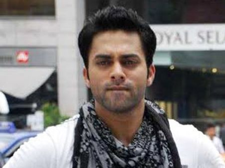 డిప్రెషన్ లోకి కుర్రహీరో