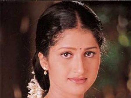 నా కూతురు పై సినమా తీస్తే చర్యలు తప్పవు..!