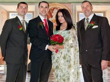 పీటర్ హాగ్‌ను పెళ్లి చేసుకున్న సెలీనా జైట్లీ