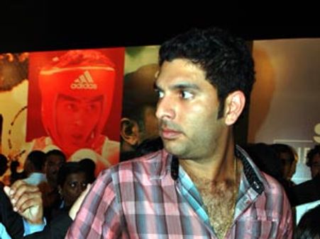 సల్మాన్‌ఖాన్ సిస్టర్‌తో యువరాజ్‌సింగ్ డేటింగ్?