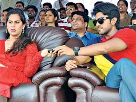 రామ్ చరణ్, ఉపాసన తొలిసారిగా...