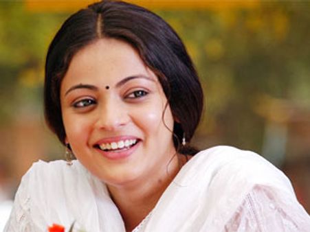 అల్లరి నరేష్ కొత్త గర్లెప్రెండ్ ఆమే...