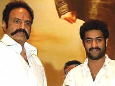 రెండుగా చీలిన నందమూరి ఫ్యాన్స్