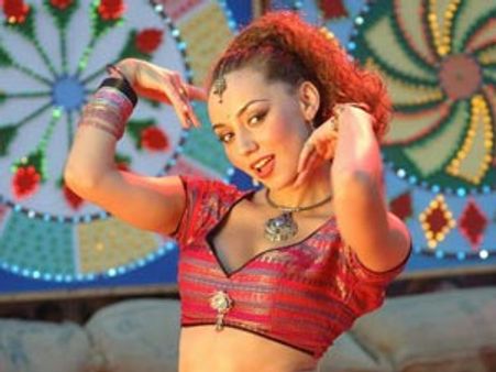 ‘జలక్’ ఇవ్వనున్న రింగరింగ పాప!