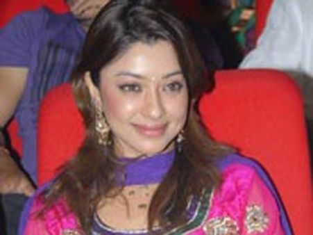 జూ ఎన్టీఆర్ ని పొగడ్తలతో ముంచెత్తుతున్న పాయల్..!?