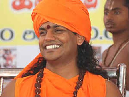 సినిమాపై స్టే...ఊపరి పీల్చుకున్న నిత్యానంద స్వామి