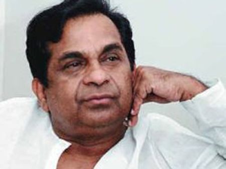 తెరవెనుక బ్రహ్మీ రాసలీలలు బయటపెట్టిన డ్రైవర్..?