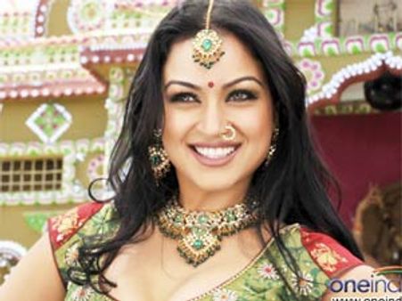 టాలీవుడ్‌ను షేక్ చేయనున్న ఫారిన్ మోడల్