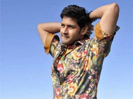 దూకుడు రీమేక్ కి ఆ హీరోనే బెస్ట్: మహేష్