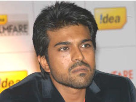 మీడియాపై మండిపడుతున్న రామ్ చరణ్ తేజ్