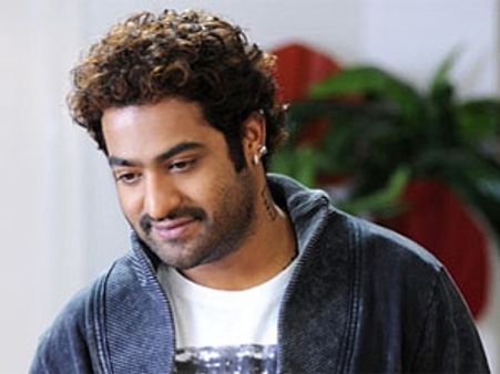 ఎన్టీఆర్ ‘దమ్ము’ నైజాం రైట్స్ ఆయనకే