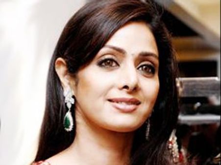 అతిలోక సుందరి శ్రీదేవి..అష్టకష్టాలు!