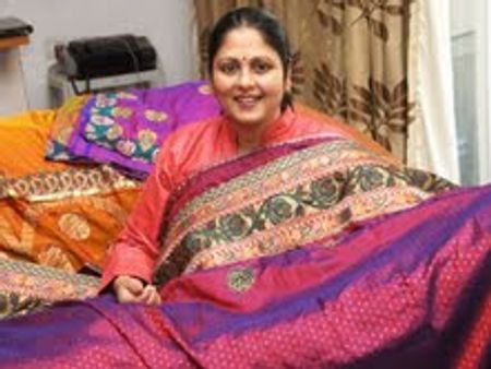 తాజ్ బంజారాలో జయసుధ కలెక్షన్స్