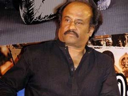 టీవీ ఛానెల్స్ రజనీకాంత్ ని ఎద్దేవా చేస్తూ...