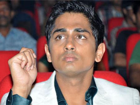 సిద్దార్ధకు బెల్లంకొండ సురేష్ ట్విస్ట్