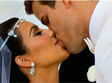 పెళ్లి జరిగి మూడు నెలలు గడవకుండానే విడాకులు