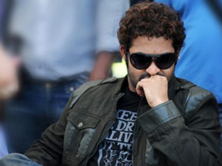 ఎన్టీఆర్ రాత్రింబవళ్లూ అదే పనిలో...