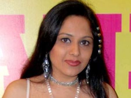 నన్ను రేప్ చేసిన దర్శకుడిని క్షమించడమా..ఛీఛీ!