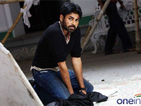 'పంజా' గెటప్స్ పై పవన్ తల్లి కామెంట్స్