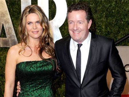 పాపాయికి జన్మనిచ్చిన టెలివిజన్ సూపర్ స్టార్