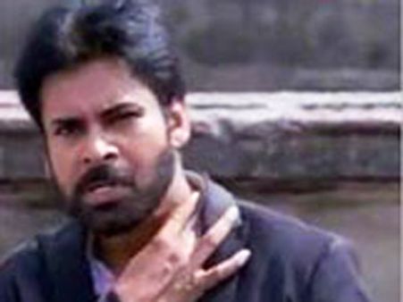 మళ్ళీ 'పంజా'లో పవన్ కళ్యాణ్ ట్రేడ్ మార్క్ మేనరిజమ్ ..!