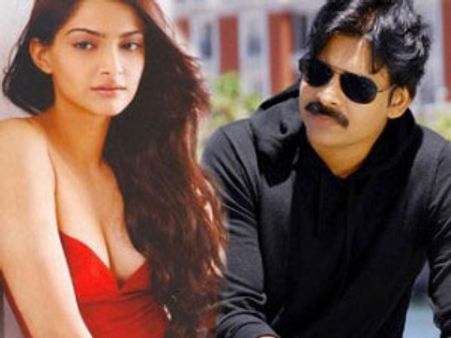 బాలీవుడ్ హాట్ బ్యూటీతో పవన్ కళ్యాణ్ రొమాన్స్...!?