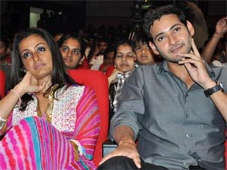 బిజినెస్ మ్యాన్ నిర్వాహణ బాధ్యతలు తీసుకొంటున్న మహేష్ భార్య