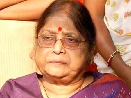 నాకు తల్లిలాంటివారు: బాలకృష్ణ