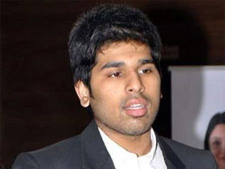 అల్లు శిరీష్ హీరోగా ఆ రీమేక్ ఖరారు!?