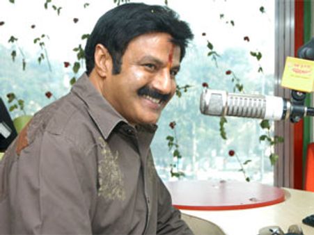 ఎన్టీఆర్ కు కొత్త అర్దం చెప్పిన బాలకృష్ణ