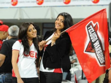 అఖిల్ బ్యాటింగ్ పైనే కాజల్ మోజు