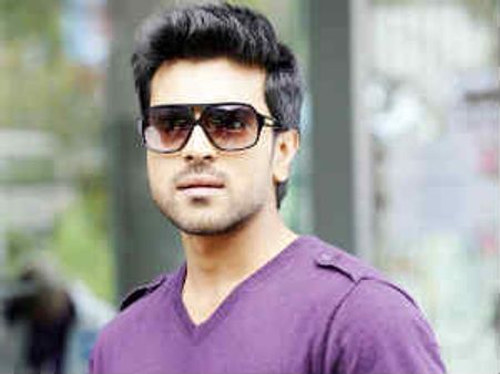 రామ్ చరణ్ హీరోయిన్ సహజీవనం