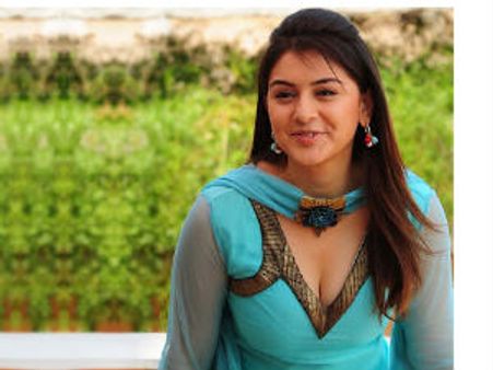 వెంకీ ‘షాడో’ను రిజెక్ట్ చేసిన హన్సిక?