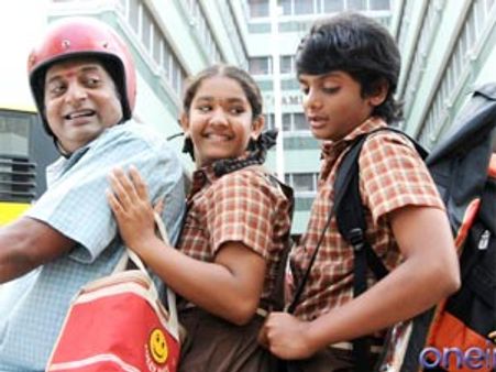 ప్రకాష్ రాజ్ ’ధోనీ’ రివ్యూ...