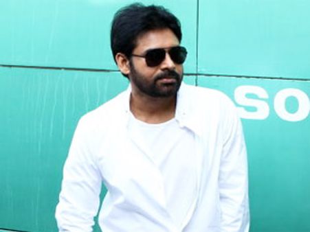 'గబ్బర్ సింగ్'లో గెస్ట్‌గా ఆ యంగ్ హీరో?