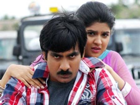 రవితేజ 'నిప్పు' కథేంటి?