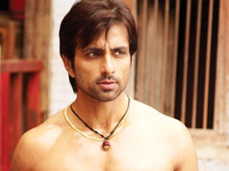 దావూద్ ఇబ్రహీంగా సోనూ సూద్!