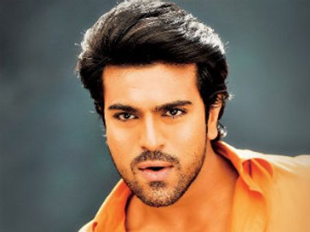 హృతిక్ రోషన్ బాడీ లాంగ్వేజ్ కోసం రామ్ చరణ్