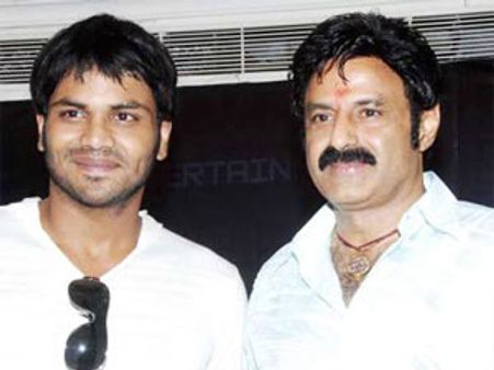 బాలయ్యకు దర్శకత్వం వహిస్తున్న మనోజ్