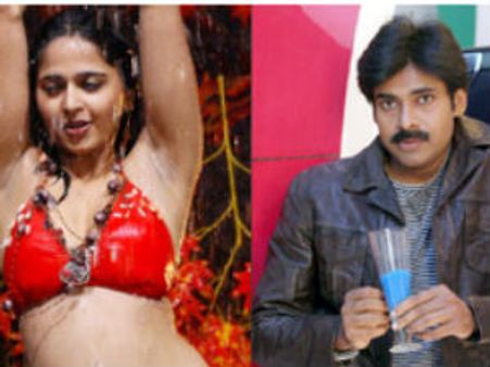 ముదురు భామలపై కన్నేసిన పవన్ కళ్యాణ్