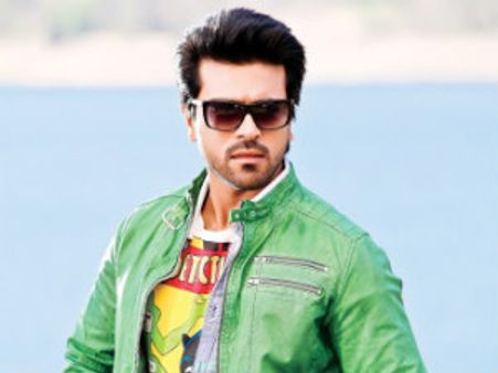 అభిషేక్ బచ్చన్ ని కాదని రామ్ చరణ్ కి ఛాన్స్