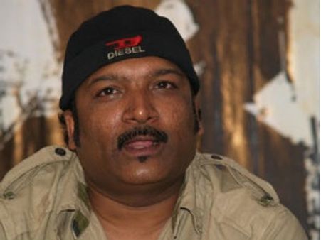 ‘దూకుడు’గా రచయిత కోన వెంకట్