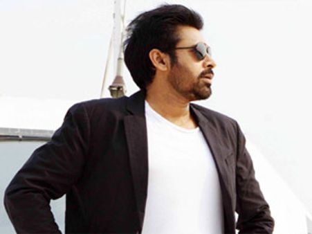 'గబ్బర్ సింగ్' డైలాగుని ప్యారిడీ చేస్తూ...