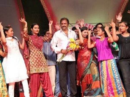 మోహన్ బాబు పుట్టపర్తి బాబాను ఫాలో అవుతున్నారా?