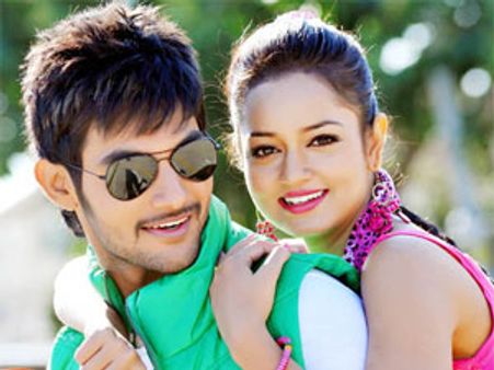 ఫ్యామిలీ లవ్ స్టోరీ ('లవ్‌లీ' ప్రివ్యూ)