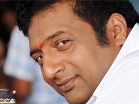 కారణం అ ఐదుగురు దర్శకులే: ప్రకాష్ రాజ్