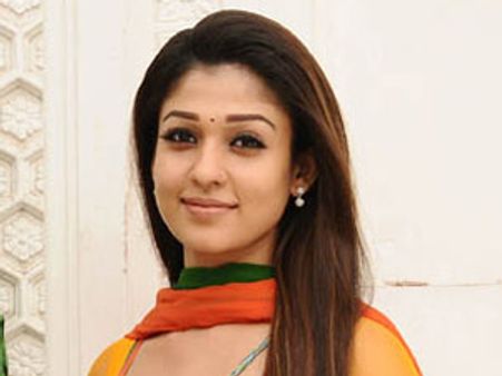 ఆ హీరోకు నయనతార వ్యానెటీ వ్యాన్ లోకి నో ఎంట్రీ