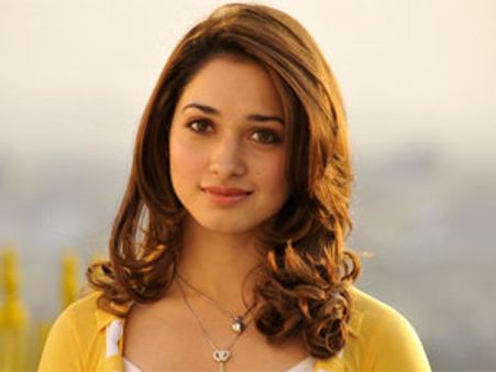 6 రోజులకు తమన్నారేటు రూ. 60 లక్షలు!