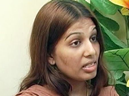 తారా చౌదరి జీవిత కథతో సినిమా